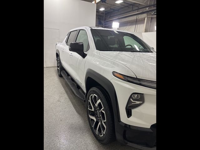 2025 Chevrolet Silverado EV RST