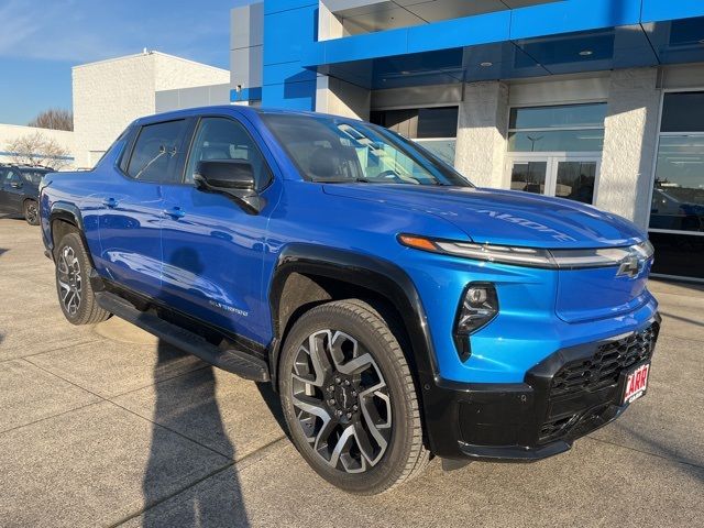 2025 Chevrolet Silverado EV RST