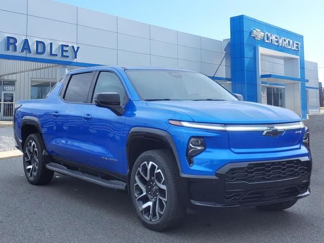 2025 Chevrolet Silverado EV RST