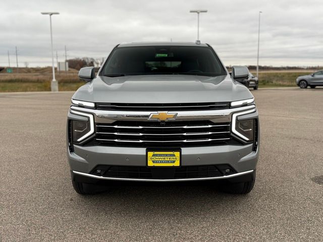 2025 Chevrolet Suburban LT