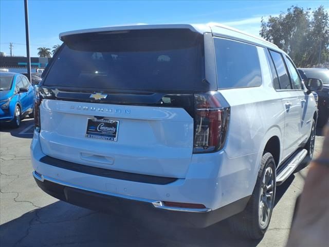 2025 Chevrolet Suburban LS