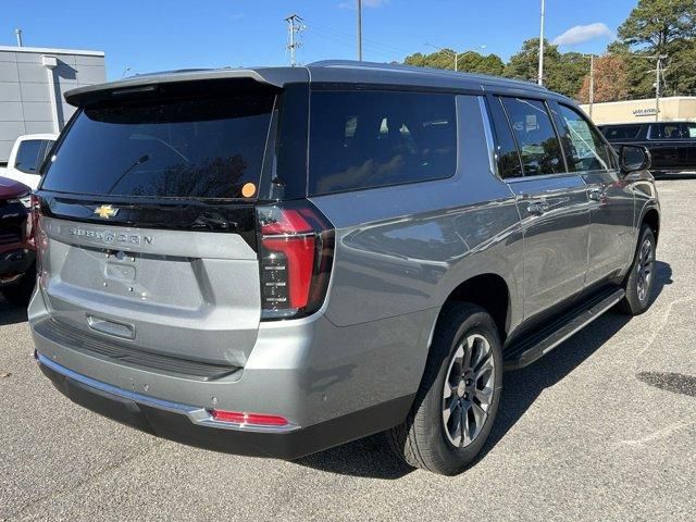 2025 Chevrolet Suburban LS