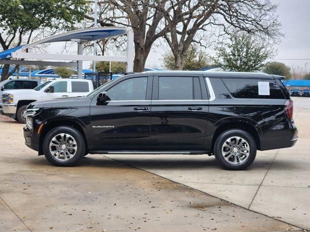 2025 Chevrolet Suburban LS