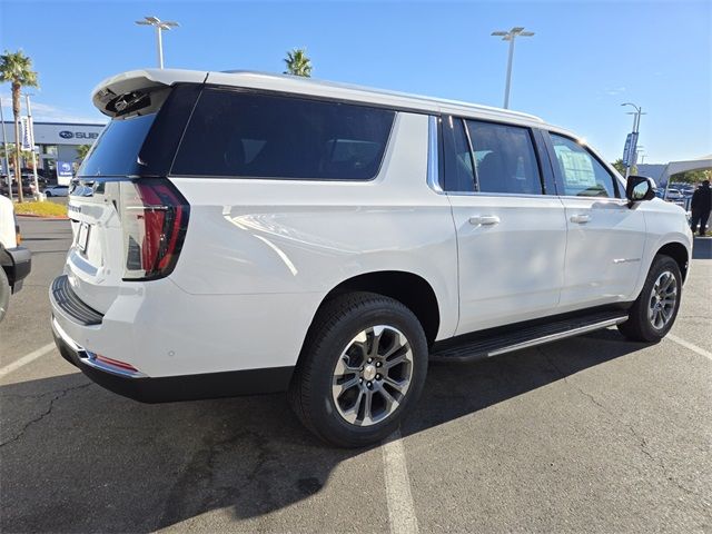 2025 Chevrolet Suburban LS