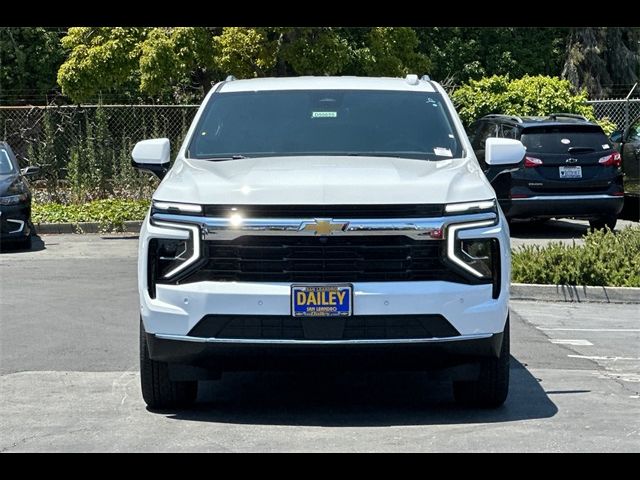 2025 Chevrolet Suburban LS