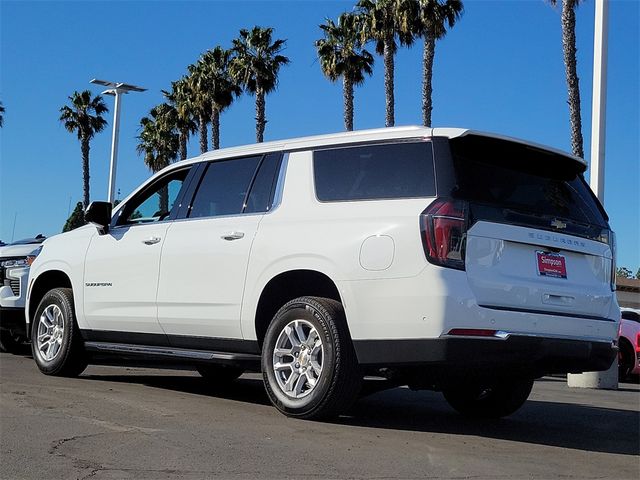 2025 Chevrolet Suburban LS