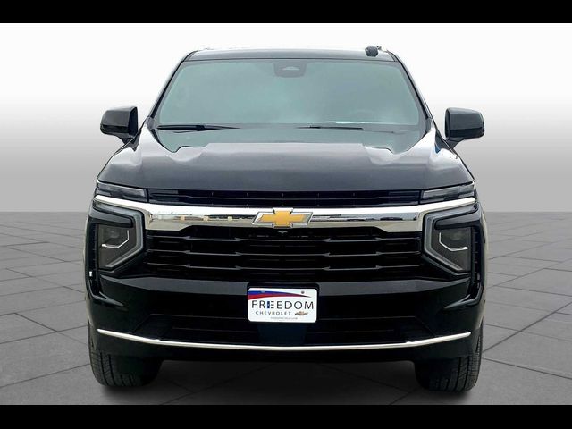 2025 Chevrolet Suburban LS