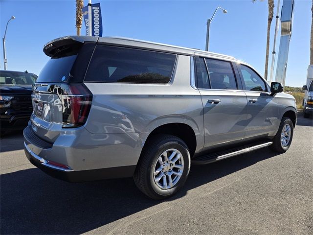 2025 Chevrolet Suburban LS