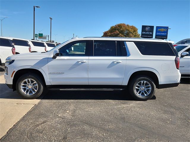 2025 Chevrolet Suburban LS