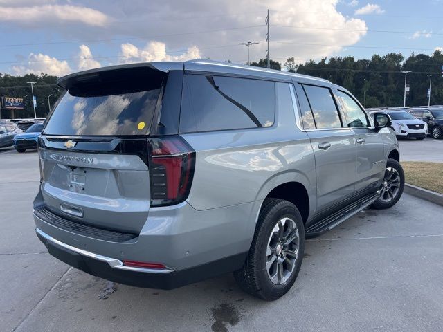 2025 Chevrolet Suburban LS