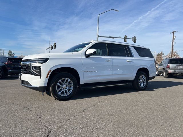 2025 Chevrolet Suburban LS