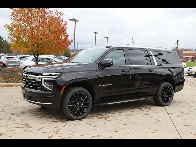 2025 Chevrolet Suburban LS