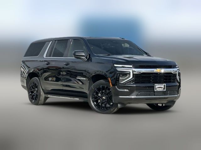 2025 Chevrolet Suburban LS