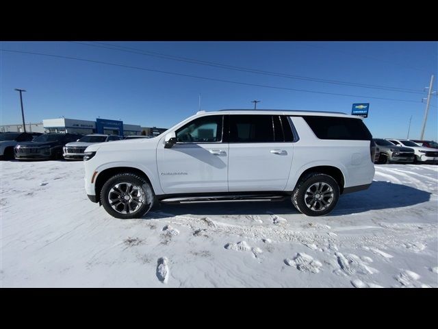 2025 Chevrolet Suburban LS