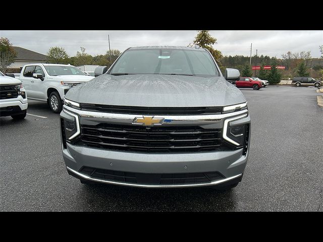 2025 Chevrolet Suburban LS