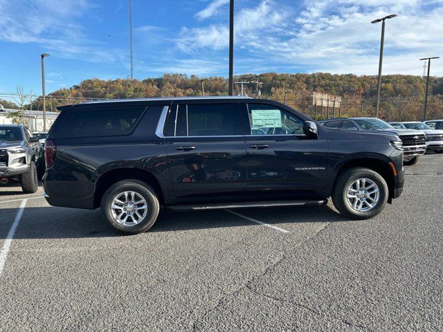 2025 Chevrolet Suburban LS