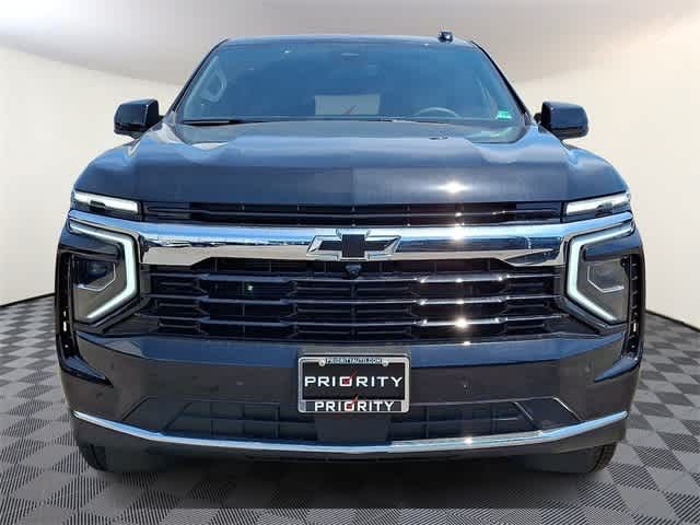 2025 Chevrolet Suburban LS