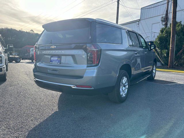 2025 Chevrolet Suburban LS