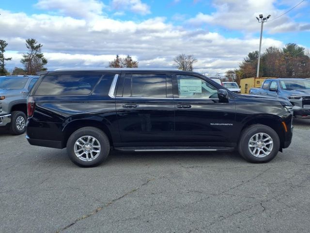 2025 Chevrolet Suburban LS