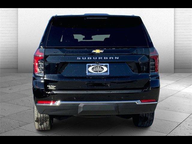 2025 Chevrolet Suburban LS