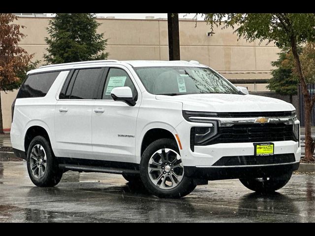 2025 Chevrolet Suburban LS