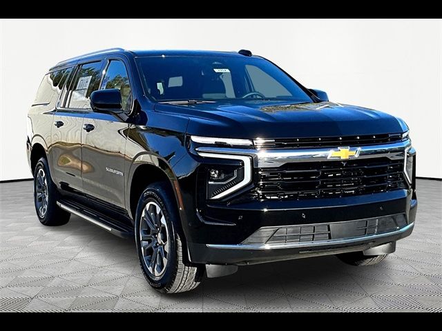 2025 Chevrolet Suburban LS