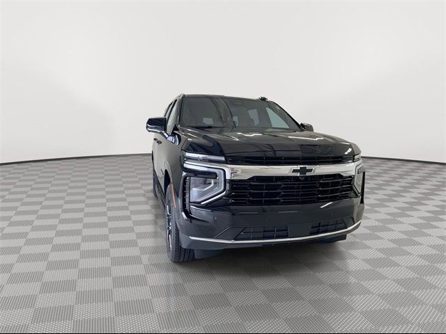 2025 Chevrolet Suburban LS