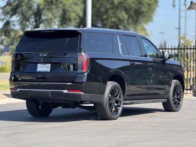 2025 Chevrolet Suburban LS
