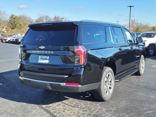 2025 Chevrolet Suburban LS