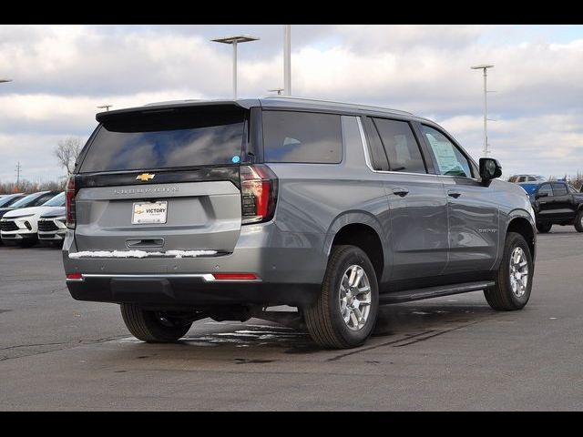 2025 Chevrolet Suburban LS