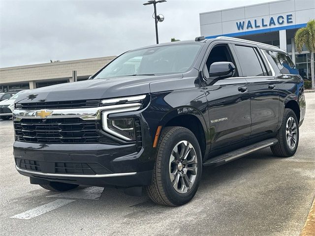 2025 Chevrolet Suburban LS