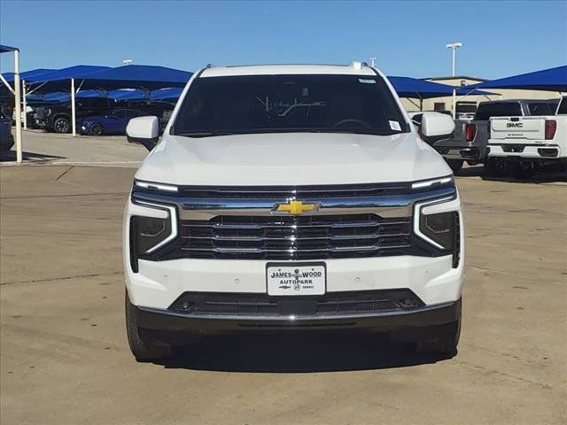 2025 Chevrolet Suburban LT