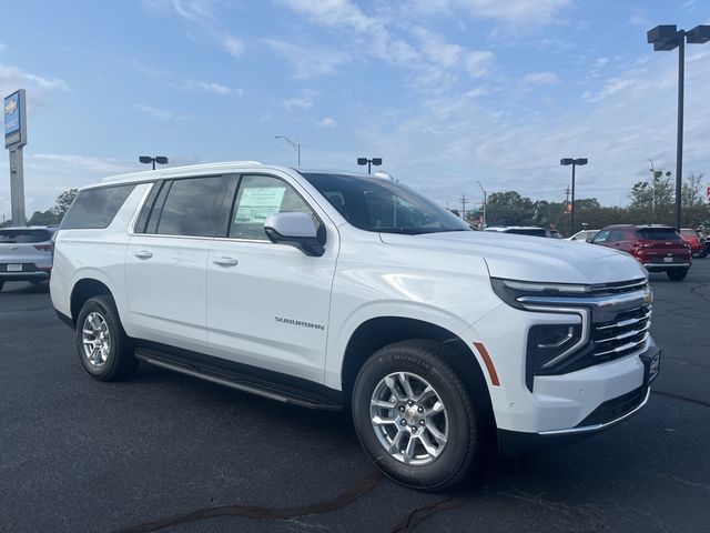 2025 Chevrolet Suburban LT