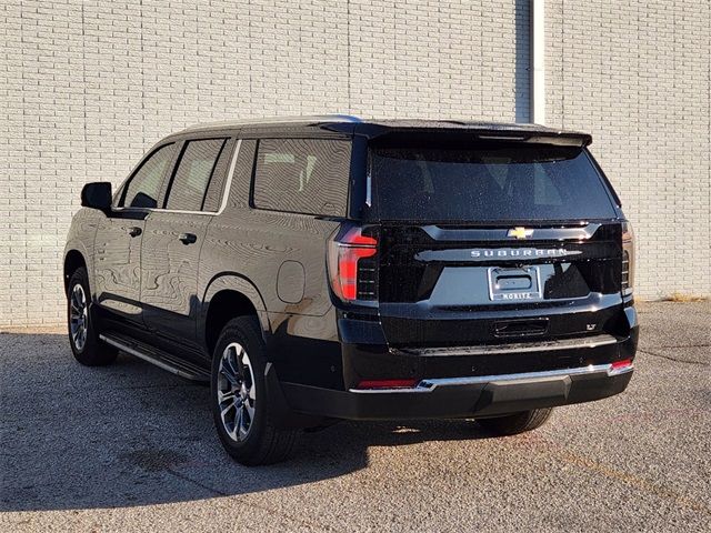 2025 Chevrolet Suburban LT