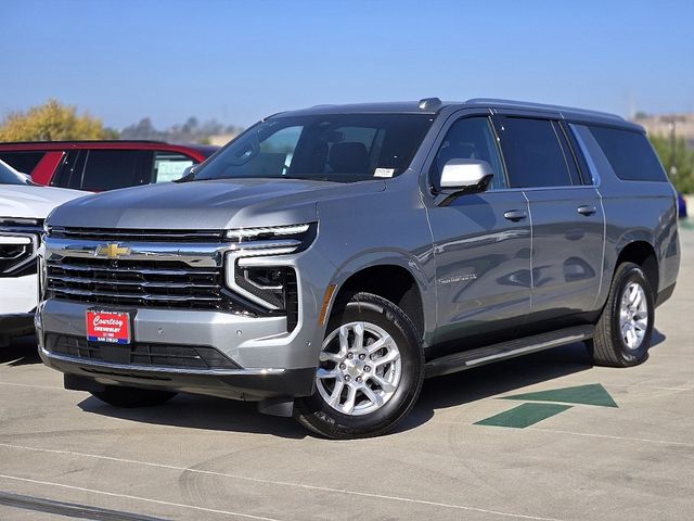 2025 Chevrolet Suburban LT