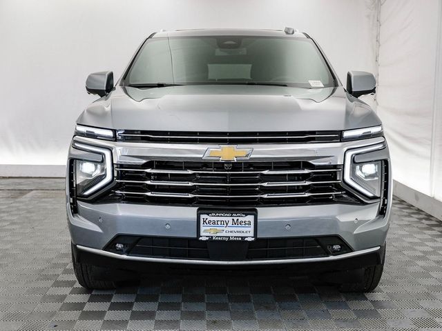 2025 Chevrolet Suburban LT