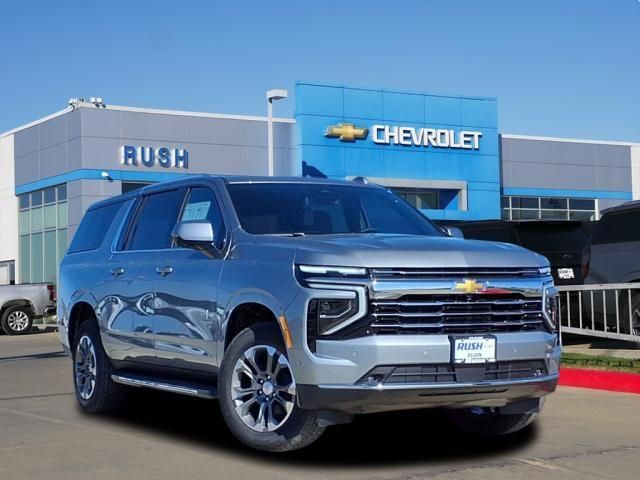 2025 Chevrolet Suburban LT