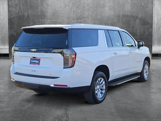 2025 Chevrolet Suburban LT