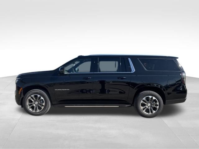 2025 Chevrolet Suburban LT