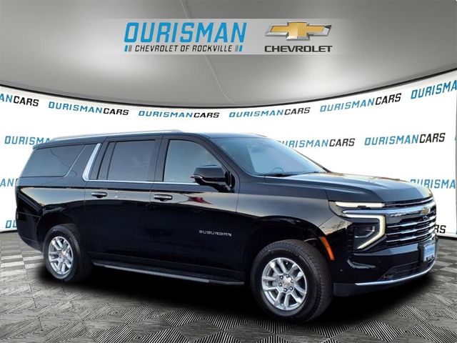 2025 Chevrolet Suburban LT