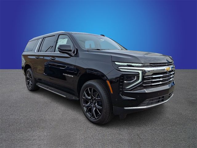 2025 Chevrolet Suburban LT