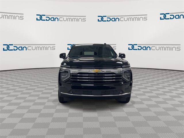 2025 Chevrolet Suburban LT