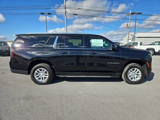 2025 Chevrolet Suburban LT