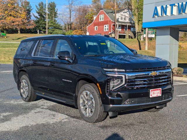 2025 Chevrolet Suburban LT