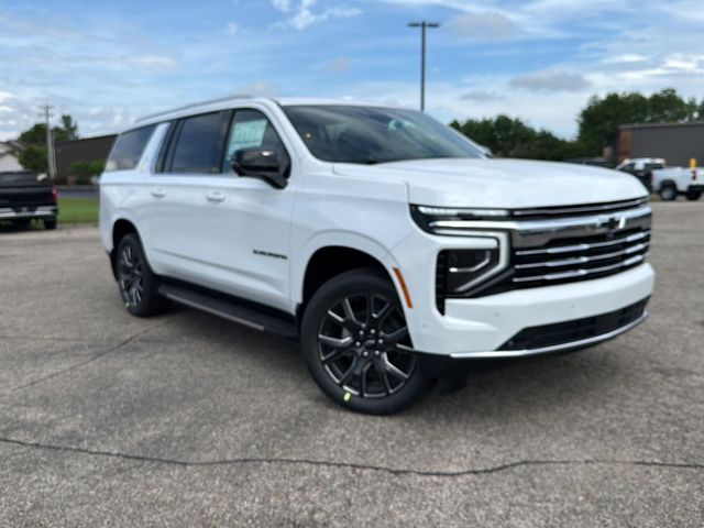 2025 Chevrolet Suburban LT