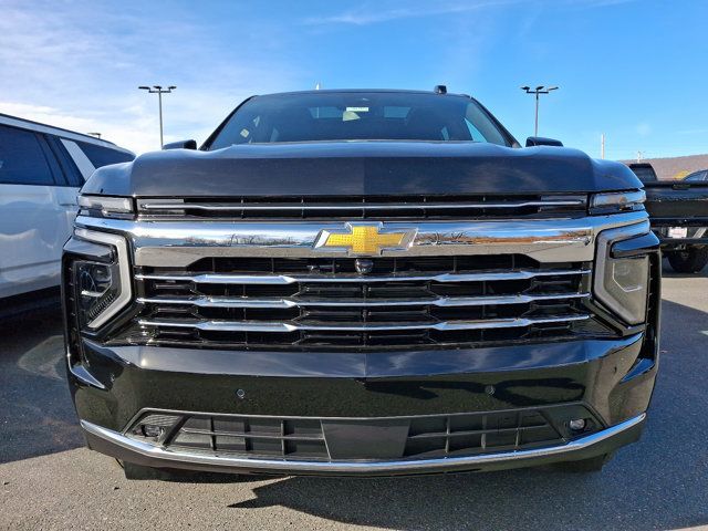 2025 Chevrolet Suburban LT