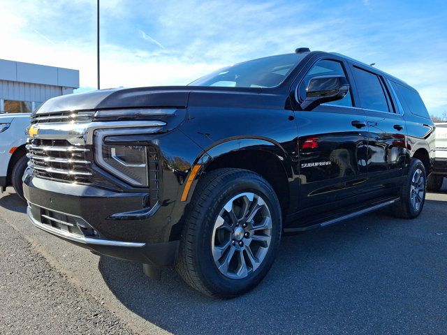 2025 Chevrolet Suburban LT