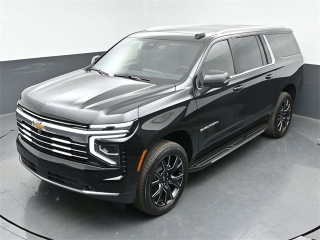 2025 Chevrolet Suburban LT