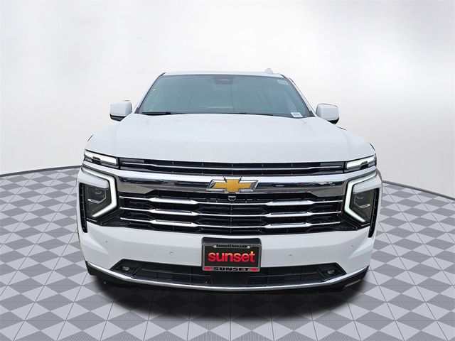 2025 Chevrolet Suburban LT