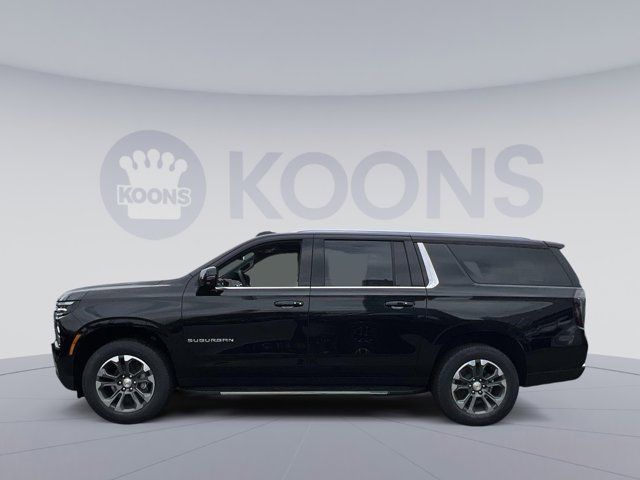 2025 Chevrolet Suburban LT